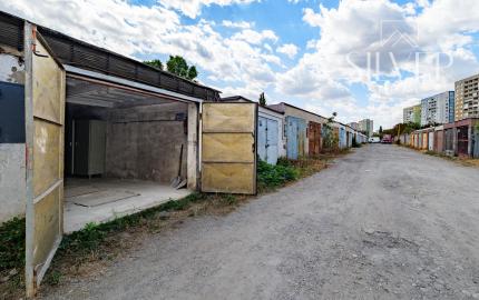 Garáž, v blízkosti Jantárovej ulice, Košice