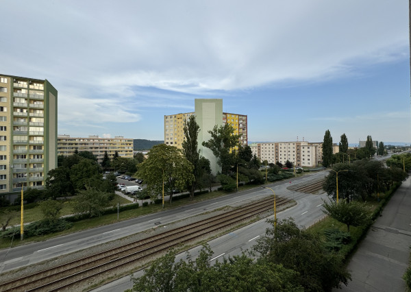 Prenajaté! Jednoizbový byt na prenájom. Južná trieda, Košice