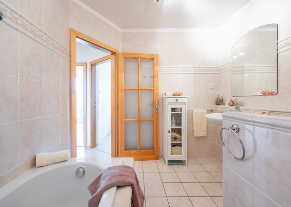 Predané! Trojizbový byt, Jenisejská, Košice