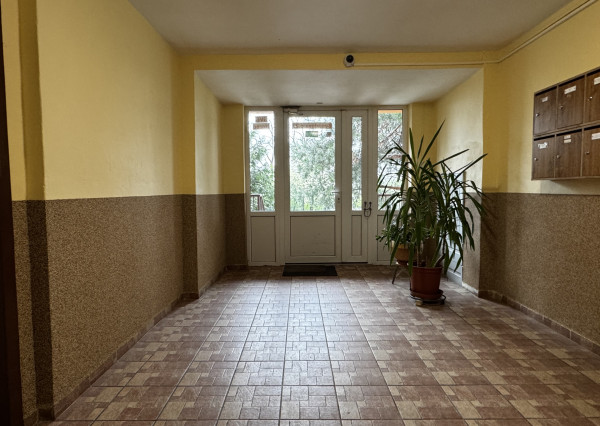 Prenajaté!  Dvojizbový byt, Benadova, Košice