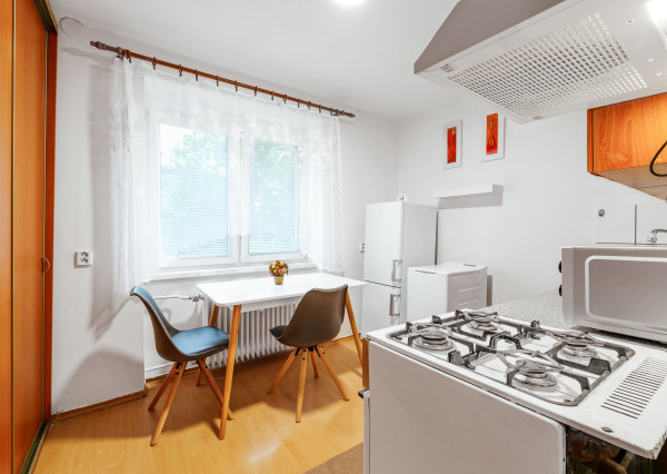 Prenajaté!  Jednoizbový byt, Jesenná ulica, Košice