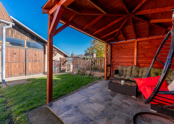 Rodinný dom, Kostolná, Valaliky