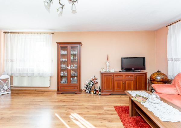 Rodinný dom, Kostolná, Valaliky