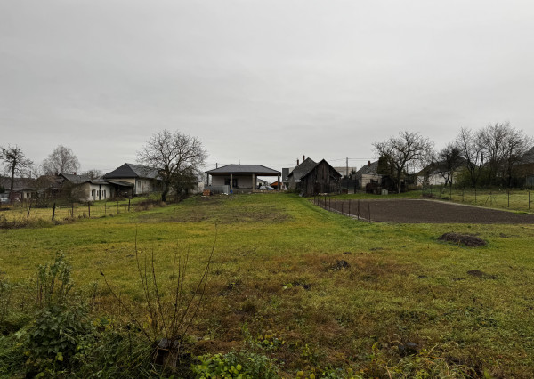 Pozemok, Nižný Žipov, okr. Trebišov