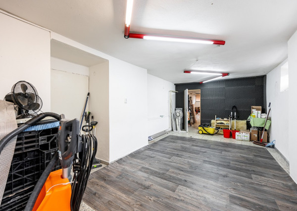 Budova na podnikanie, Požiarnická, Prešov