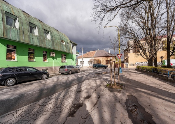 Budova na podnikanie, Požiarnická, Prešov